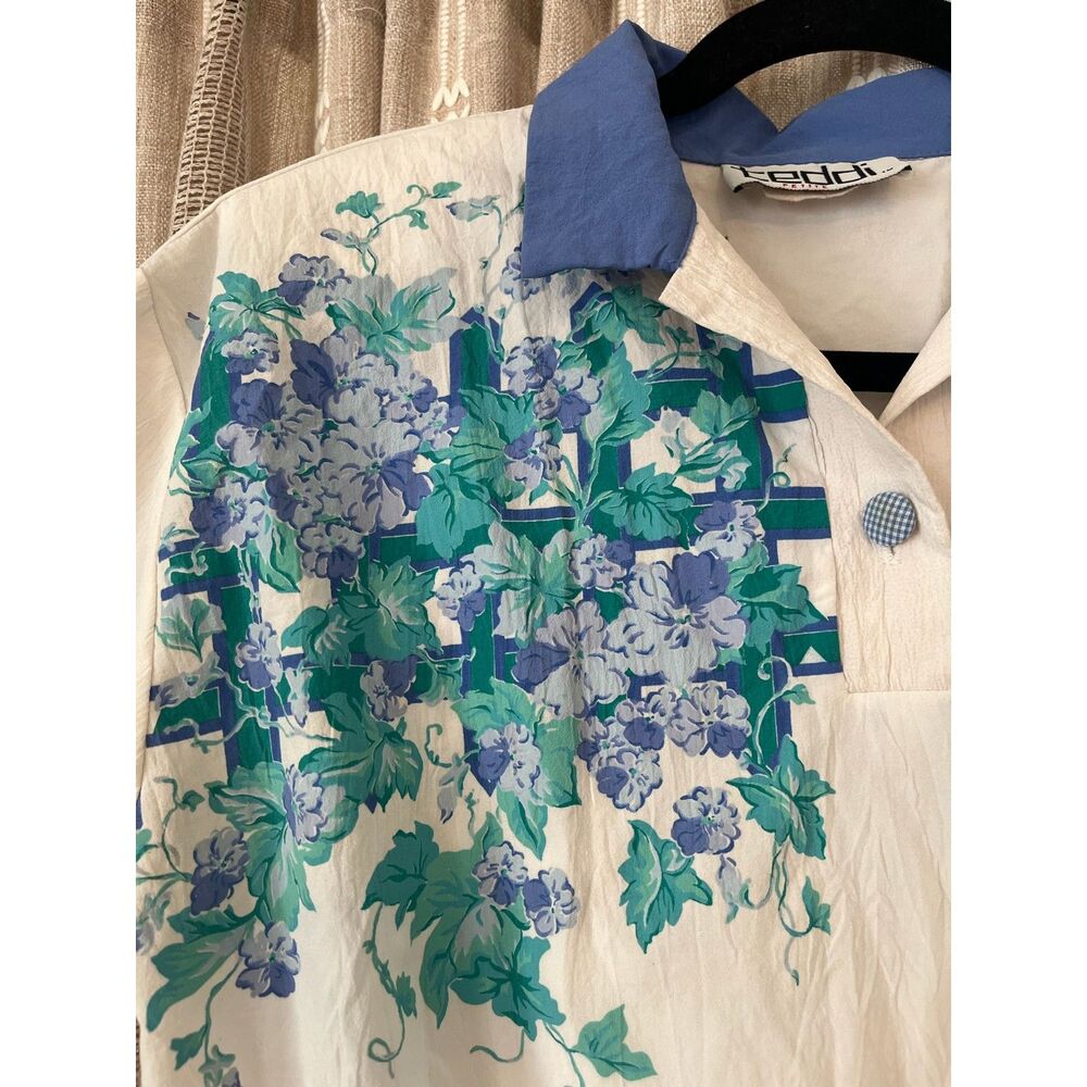 Teddi 80s Floral Top - Picture 2 of 4